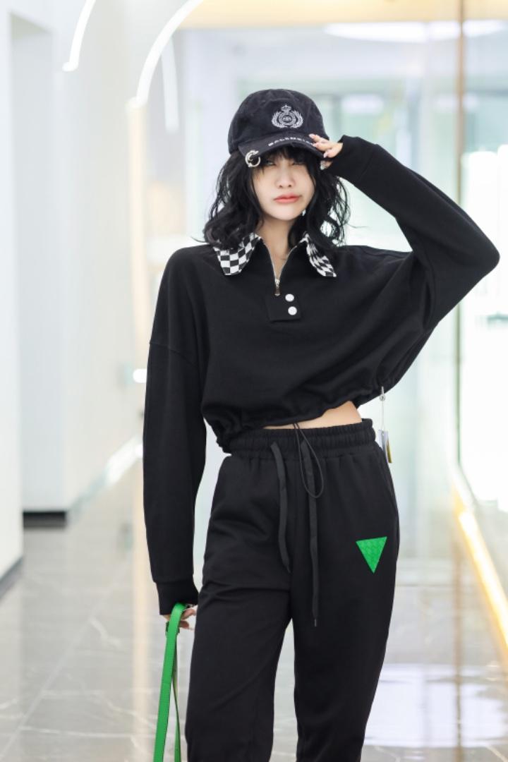 卡菲莱2022年新款女装翻领卫衣女春季新款短款Polo衫,女装卫衣/绒衫,卡菲莱