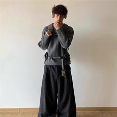 灰色