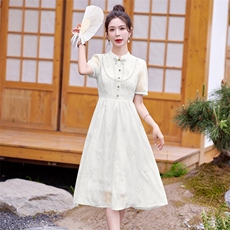 绿色新中式国风连衣裙女2024新款夏季气质绝美改良旗袍日常可穿，女装连衣裙，难舍钰依