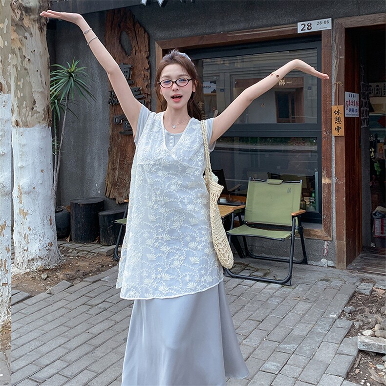 法式蕾丝绣花背心套装裙女2025夏季新款甜美减龄T恤半身裙三件套,女装套装/套裙,浙宝305