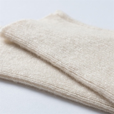 2025年秋季新款绞花针织羊绒露指手套舒适休闲通勤百搭，手套，暖习羊绒