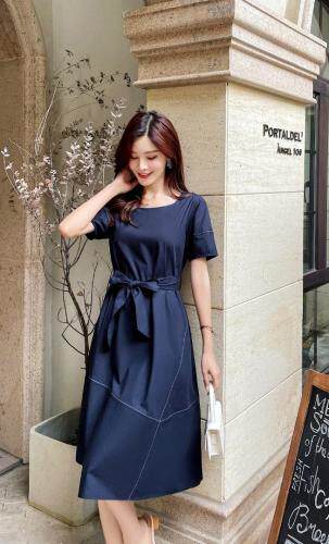 21三色三码MLXL黄色，藏青，白色现货，女装，艾涵o