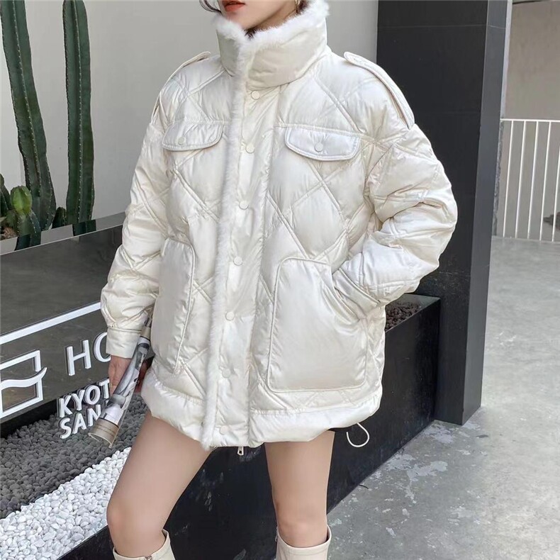 水貂毛羽绒服，女装羽绒服，玉米青豆