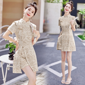 新中式连衣裙套装女2025夏装小众设计改良旗袍搭配短裤两件套，女装套装/套裙，依路服饰