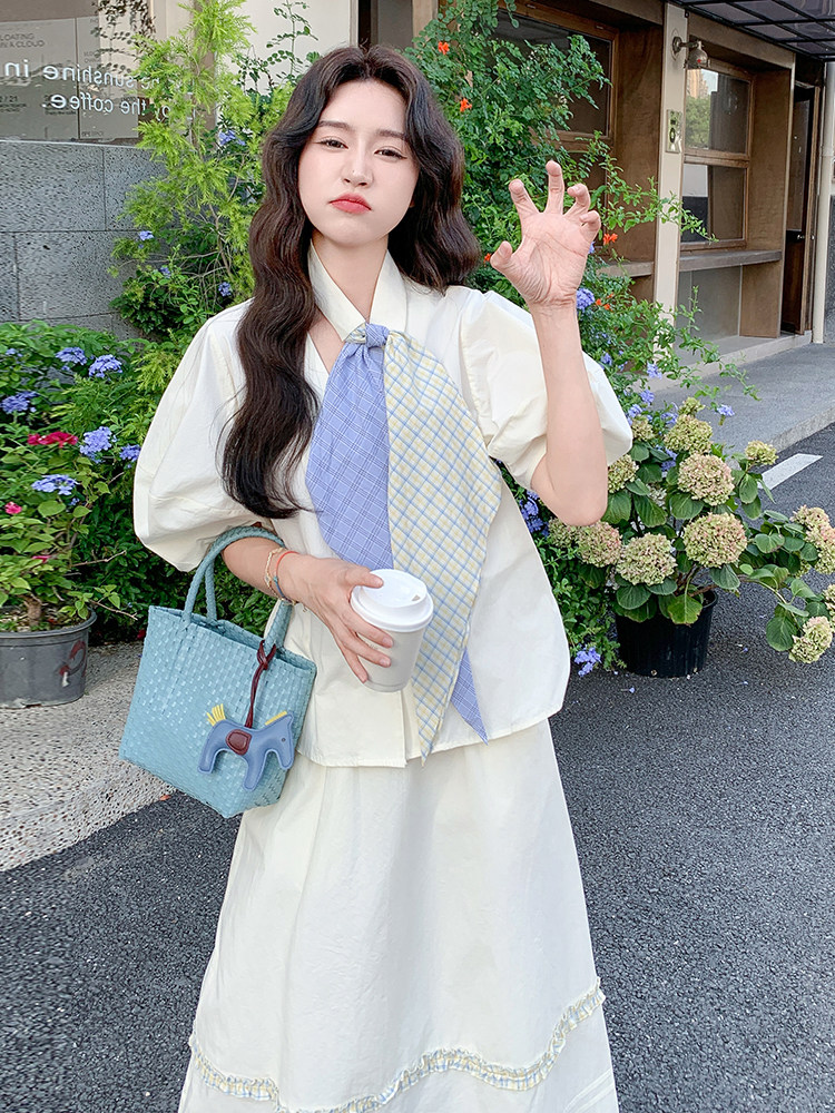 高级感V领上衣半身裙两件套女夏季新款气质显瘦温柔风套装连衣裙,女装套装/套裙,浙宝305