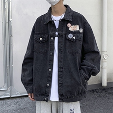 黑色
