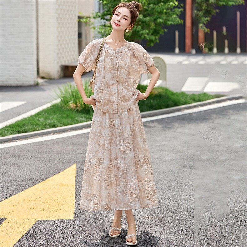 高级感时尚套装裙女2025初夏穿搭洋气显瘦气质减龄两件套半身裙女,女装套装/套裙,欣贝拉