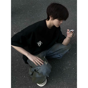 抖音得物供货210克宽松纯棉美式潮牌印花宽松落肩袖纯棉T恤AT2106图片