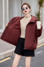 加绒加厚派克棉服女小个子2024冬季新款连帽休闲保暖工装短款外套，女装棉衣/棉服，奕薇雅