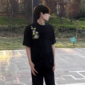 万针全刺绣工艺抖音得物高品质260克重磅纯棉双纱美式高街短袖T恤图片
