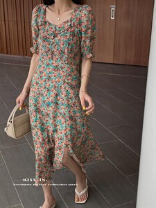 现货 小领子连体裙图片