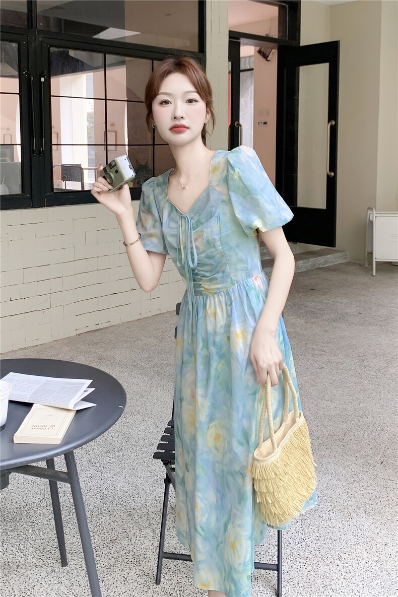 现货-2026年夏季新款韩版宽松显瘦百搭法式度假风中长款连衣裙女,女装连衣裙,霓裳依族