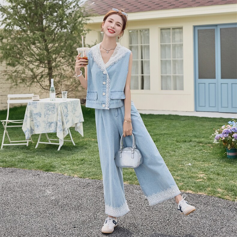蓝色小香风蕾丝拼接薄款牛仔马甲套装女夏新款休闲九分裤两件套,女装套装/套裙,时尚风爆