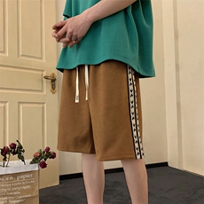 卡其色