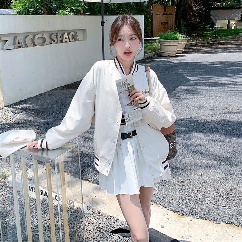 2023年秋季字母棒球服夹克外套82389-P135-K188,女装短外套,辉之琳