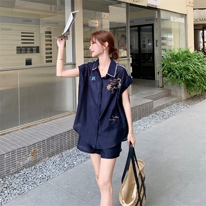 藏青色刺绣衬衫套装女2025夏季新款气质高级感休闲阔腿短裤两件套,加拿大女星穿搭男夏季图片