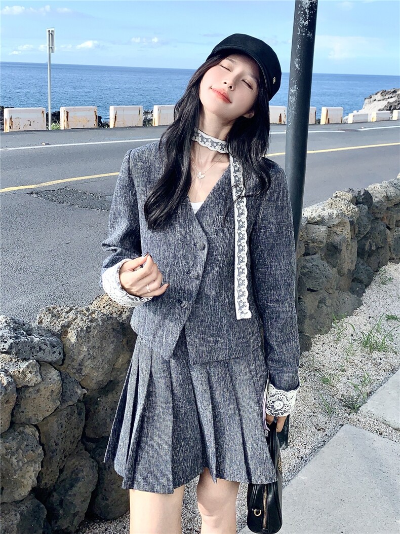 主推现货-2025年秋季新款小香风套装外套显瘦百褶裙减龄两件套女,女装套装/套裙,霓裳依族