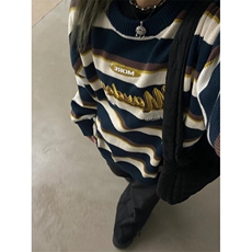 藏蓝色