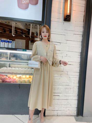 新款两件套裙子，其它，风姿秀衣