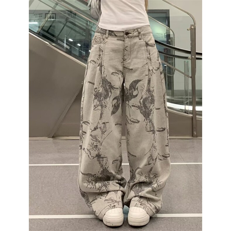 简约流行水墨提花牛仔裤ins新款慵懒原宿潮流时尚日系文艺气质图片