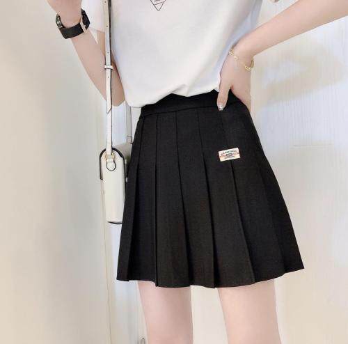 百褶裙，女装，秀禾