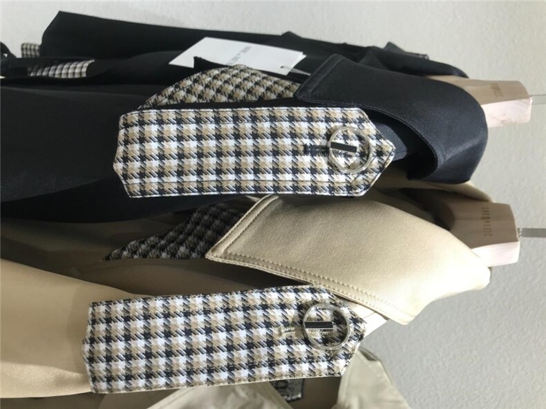 新款秋装，风衣，女装风衣，她缪(4F)