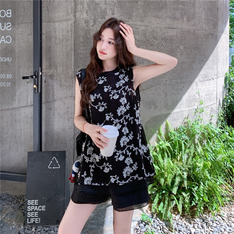 休闲减龄穿搭黑色无袖套装女夏2025超火好看松弛感背心短裤两件套,女装套装/套裙,2B237