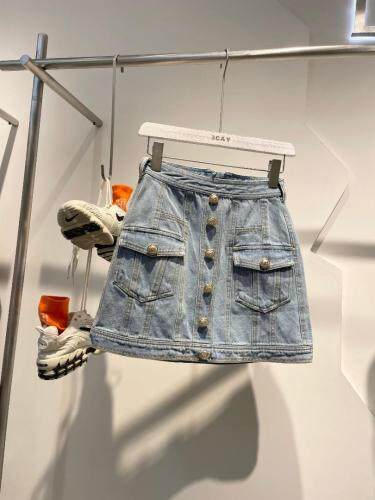 金属扣牛仔短裙～，女装，LOVELS