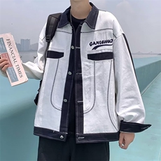 白色