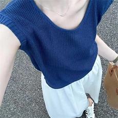 藏蓝色