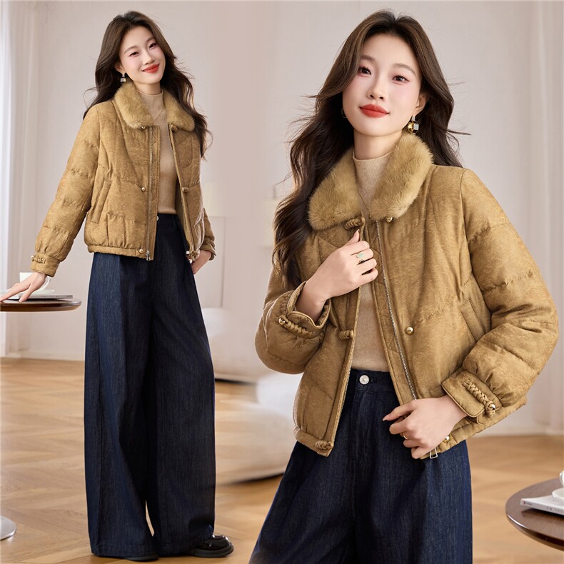 2025年冬季羽绒短款拼接羽绒服图片