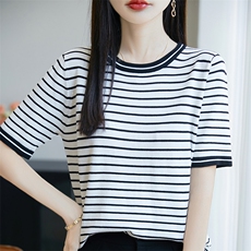 休闲条纹短袖t恤女夏季2025新款打底衫洋气大码女装冰丝针织上衣，女装T恤，皓宇羊绒