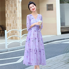 气质温柔紫色蝴蝶印花连衣裙女2024夏季新款V领收腰显瘦仙女长裙，女装连衣裙，韩美纤衣