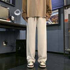 米白色