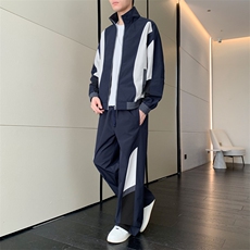 藏青色