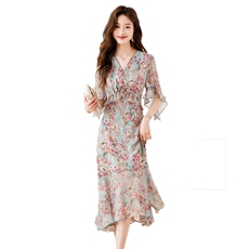 碎花连衣裙女2025年夏季新款气质高级感长款高端精致雪纺鱼尾裙子，女装连衣裙，施恩睿棋