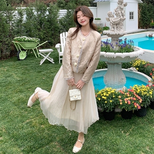 现货新款2025春季小香风外套1C119-8853-P155-K238图片