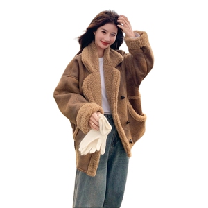 美拉德皮毛一体外套女2025冬季新款显瘦加厚机车服保暖羊羔毛上衣图片
