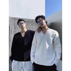 秋冬款男女V领毛衣条纹针织衫宽松休闲打底衫MA212P45