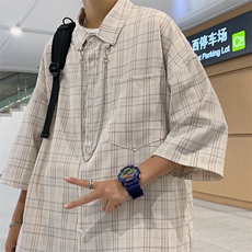 灰色