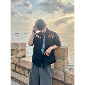 夏季新款蜡笔涂鸦手绘领带短袖衬衫男款日系宽松休闲情侣小众衬衣图片