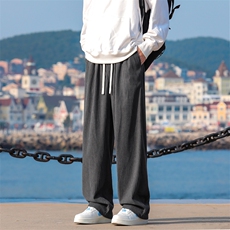 深灰色