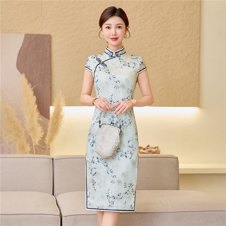 杭州品质真丝长裙复古印花连衣裙女春夏日常修身清新淡雅真丝旗袍，女装汉服/婚纱/旗袍/礼服，小荷流