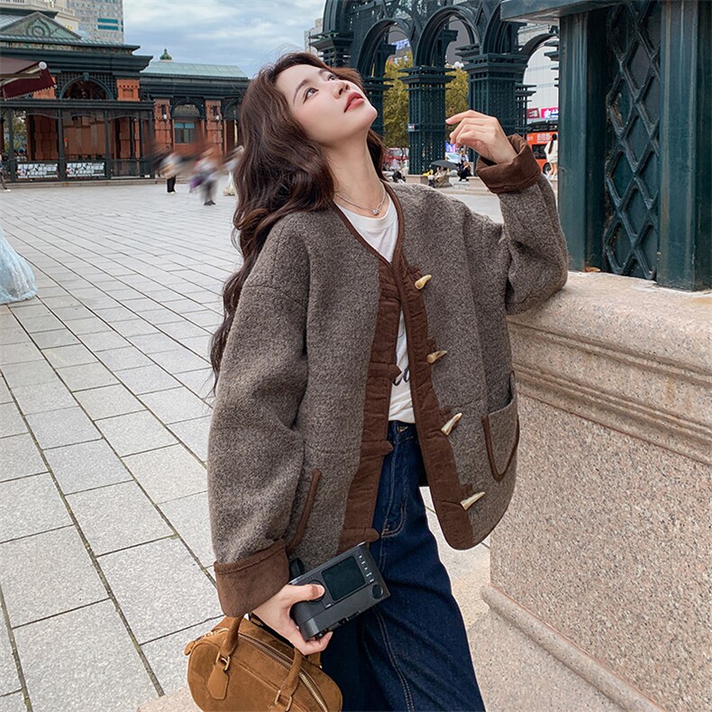 设计感撞色拼接牛角扣短外套2025新款流行款女装冬，女装短外套，浙宝113