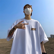 白色