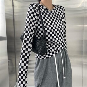 棋盘格打底图片