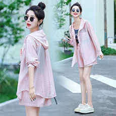 防晒衣套装女2025新款夏季小个子时尚洋气时髦衬衫吊带短裤三件套，女装套装/套裙，韩蜜菓