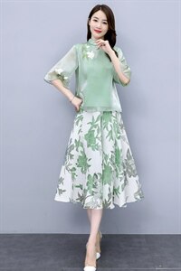 现货夏季新款时尚优雅气质复古领口绣花两件套装裙图片