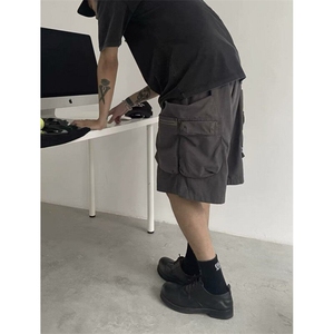 W9602-P50网图现货机能重工口袋工装短裤夏季高街宽松五分裤,矮个40-50岁女人穿搭图片