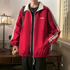 酒红色